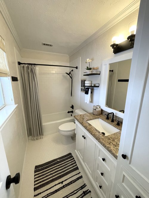 blueroom-bath