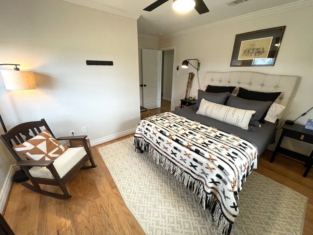 brown-room